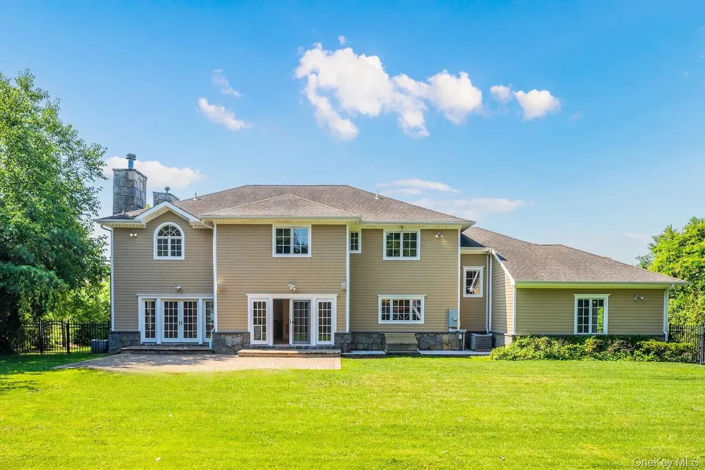 117 Crabapple Road Manhasset NY 11030