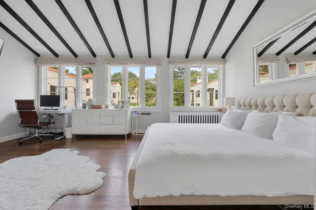 7 Park Avenue Terrace Bronxville NY 10708
