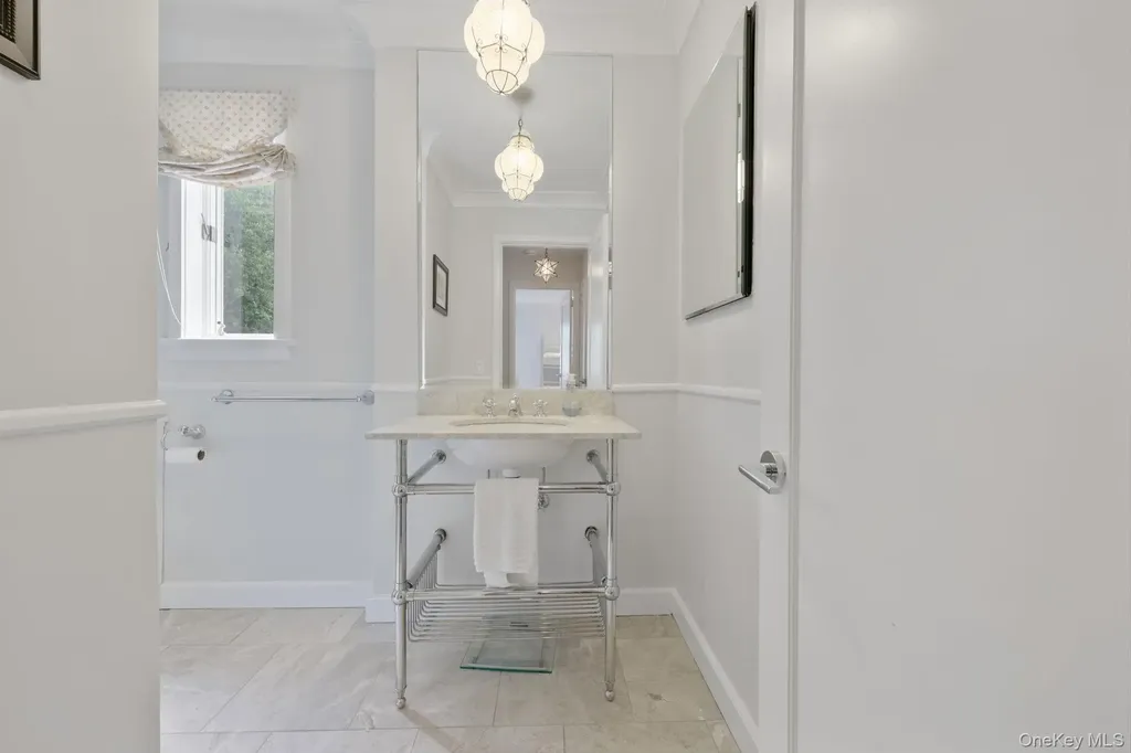 7 Park Avenue Terrace Bronxville NY 10708
