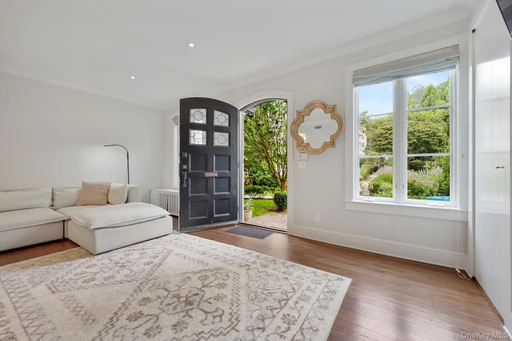 7 Park Avenue Terrace Bronxville NY 10708