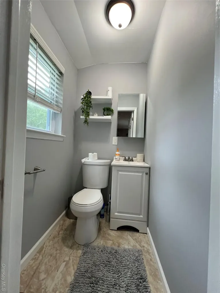 6 Peace Drive Middletown NY 10941