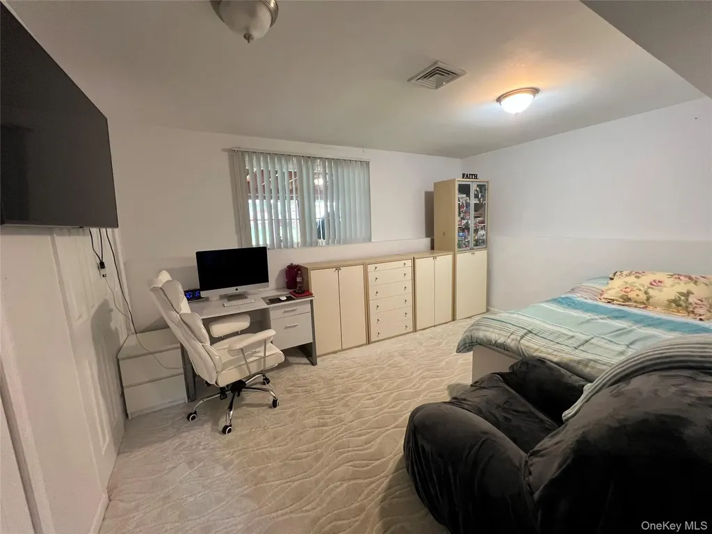 6 Peace Drive Middletown NY 10941