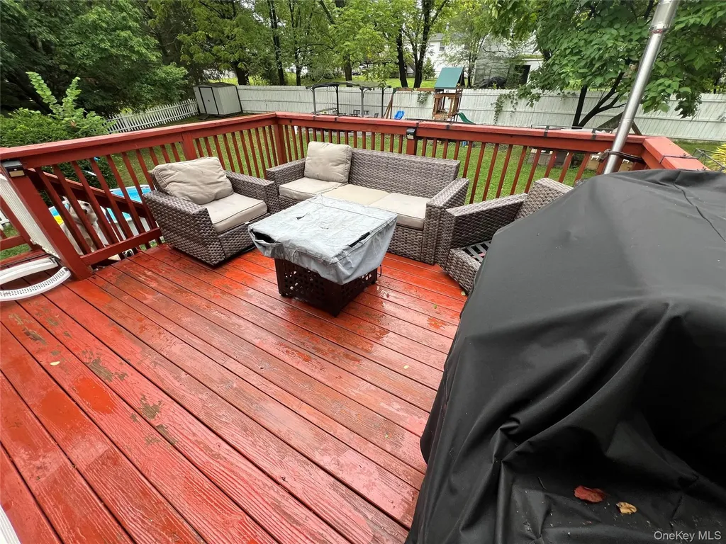 6 Peace Drive Middletown NY 10941