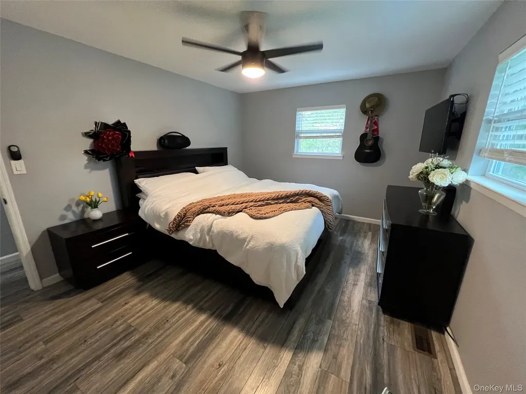 6 Peace Drive Middletown NY 10941