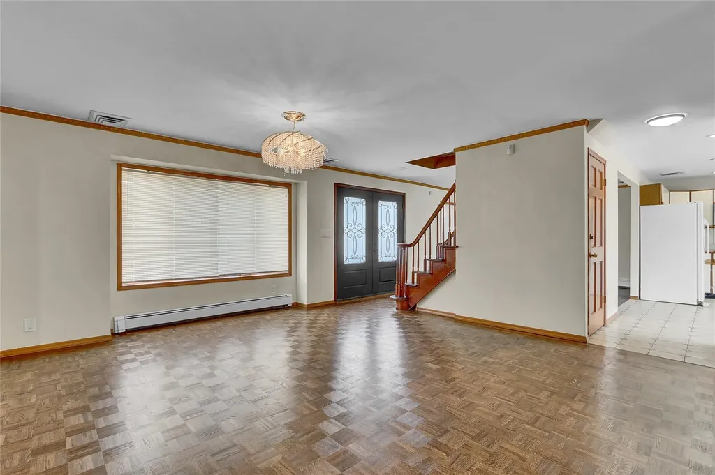 63 Cumberland Place Valley Stream NY 11580