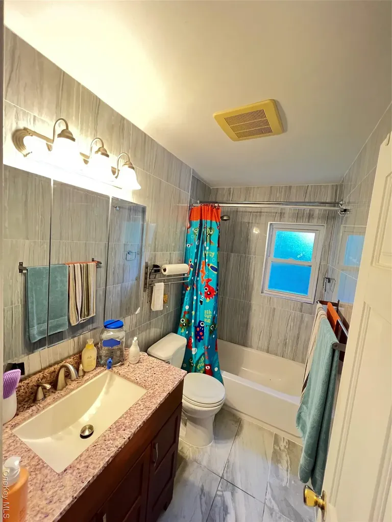 10 Otsego Place Commack NY 11725