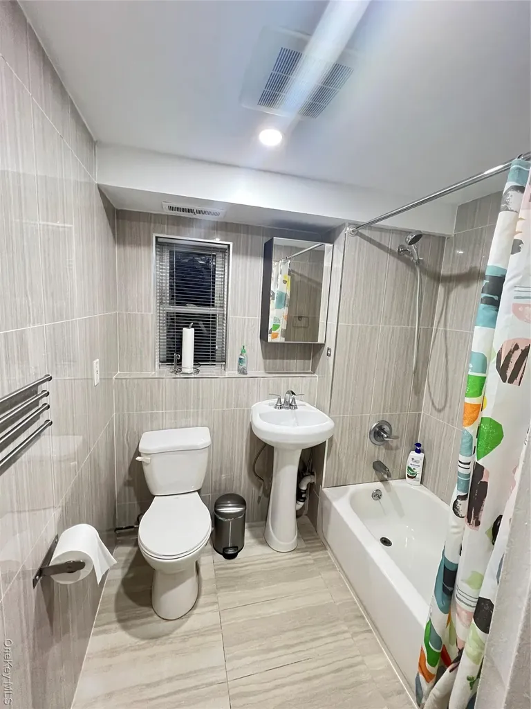 10 Otsego Place Commack NY 11725