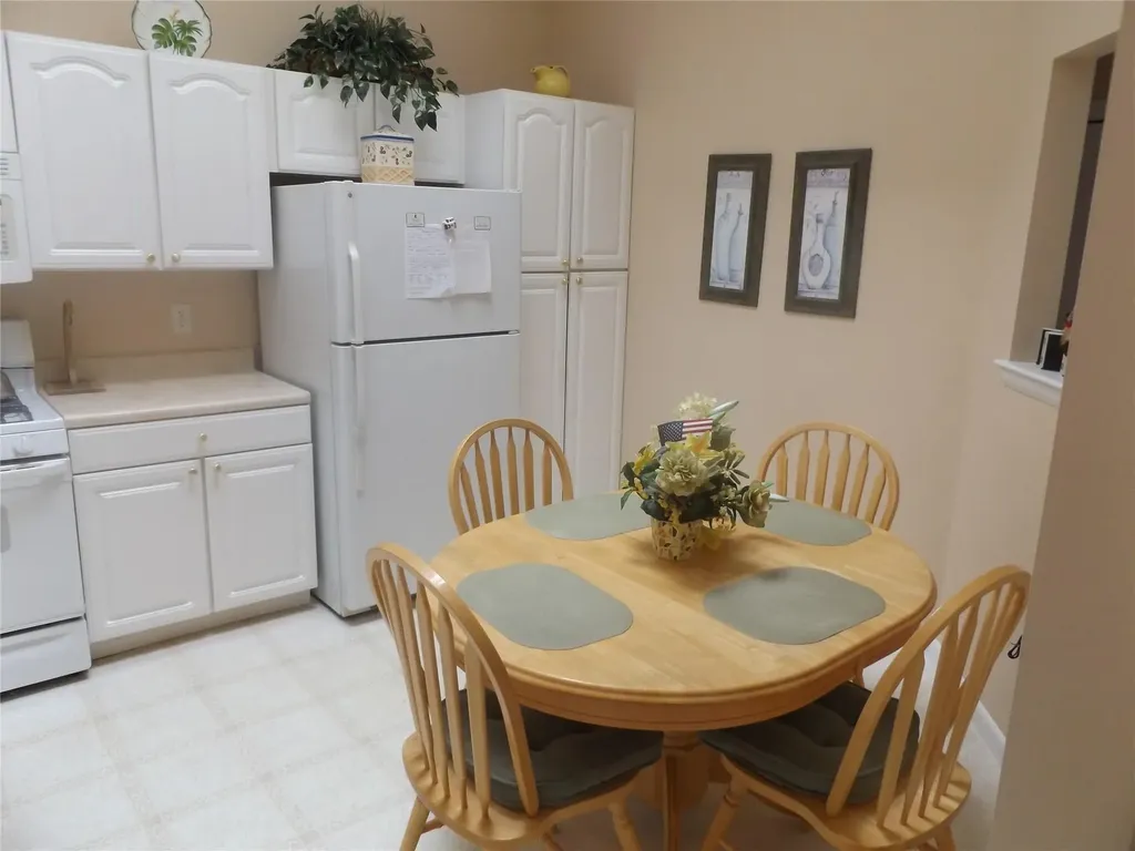 903 Scenic Lane Poughkeepsie NY 12603