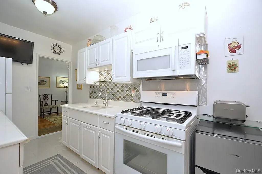 29 Abeel Street Yonkers NY 10705