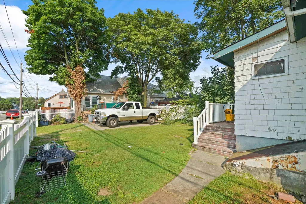 451 Babylon Turnpike Freeport NY 11520
