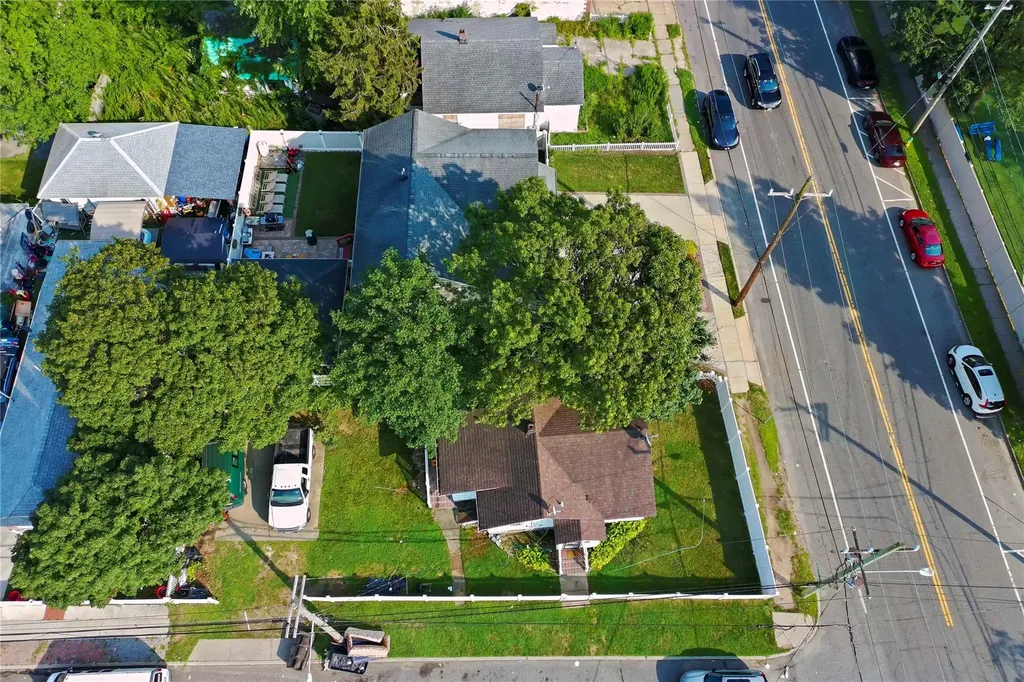 451 Babylon Turnpike Freeport NY 11520