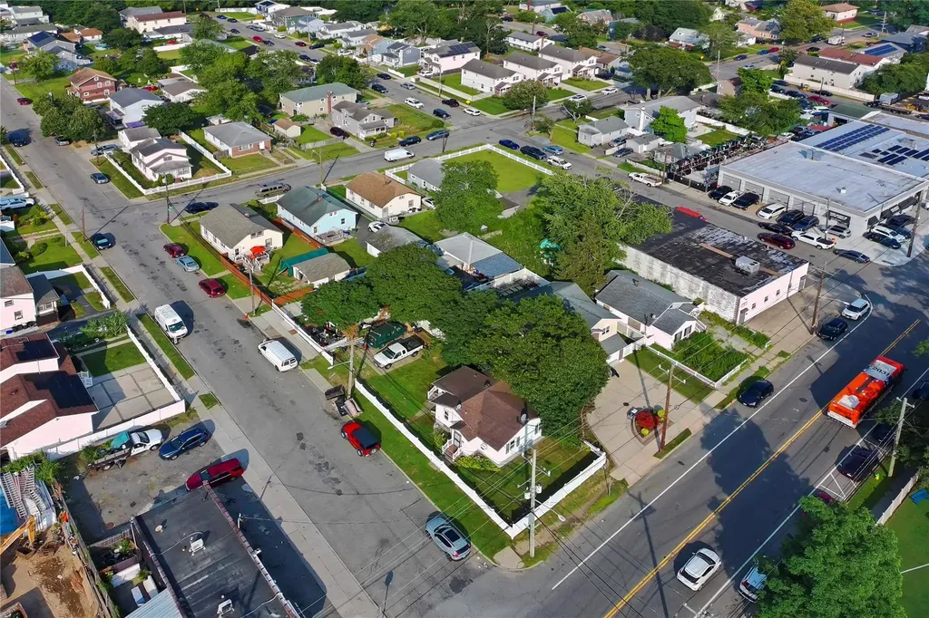 451 Babylon Turnpike Freeport NY 11520