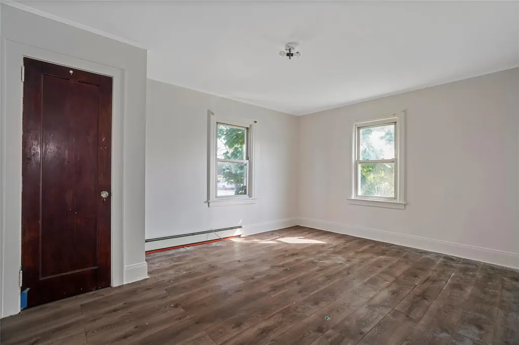 451 Babylon Turnpike Freeport NY 11520