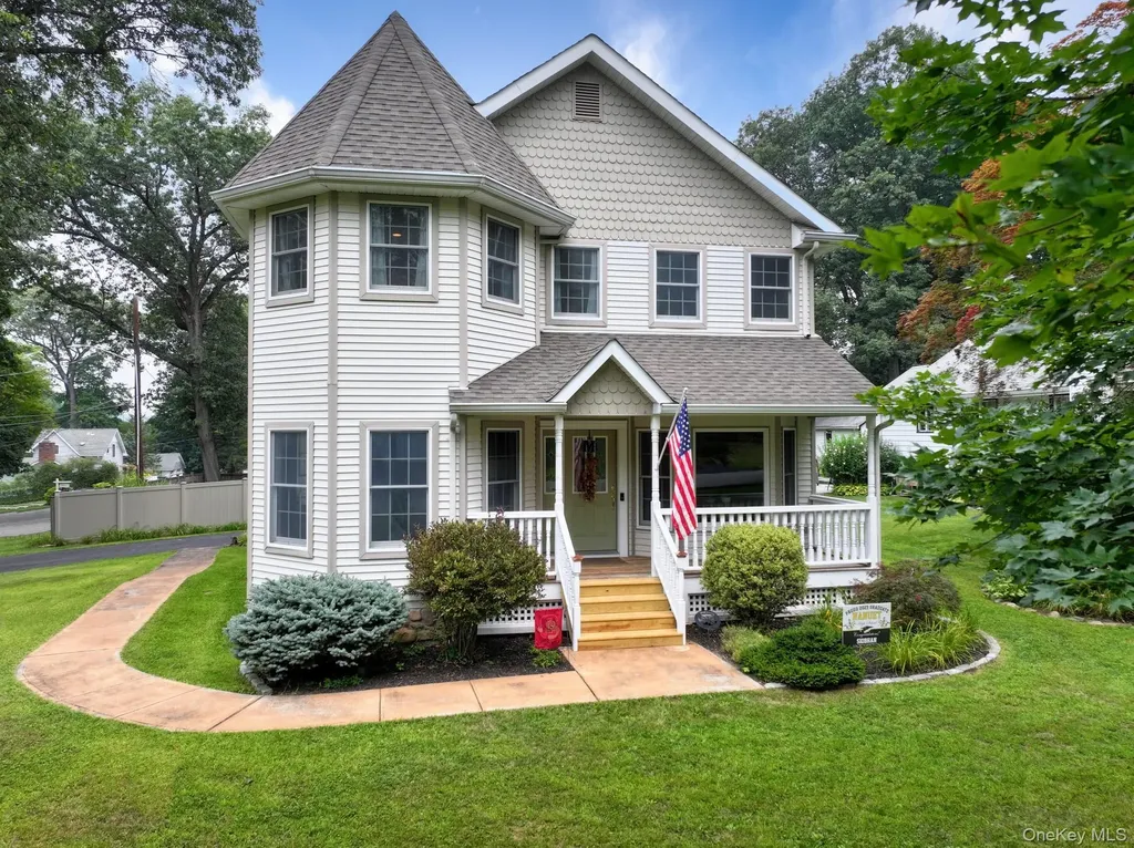 20 E Palisades Avenue Nanuet NY 10954