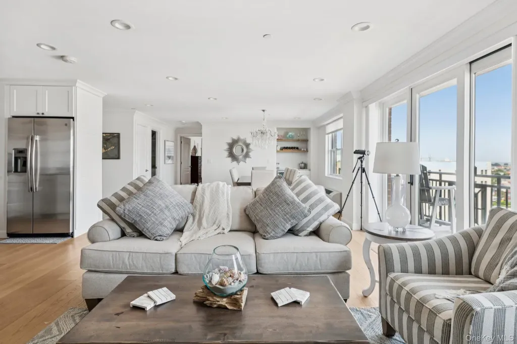 26 W Broadway Long Beach NY 11561