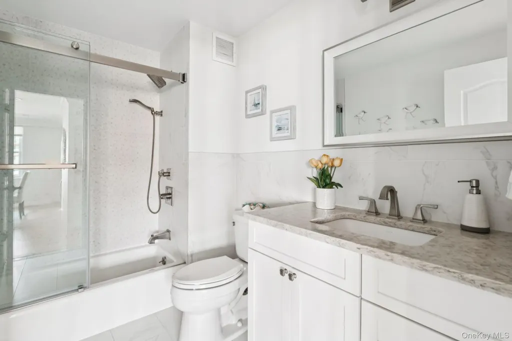 26 W Broadway Long Beach NY 11561