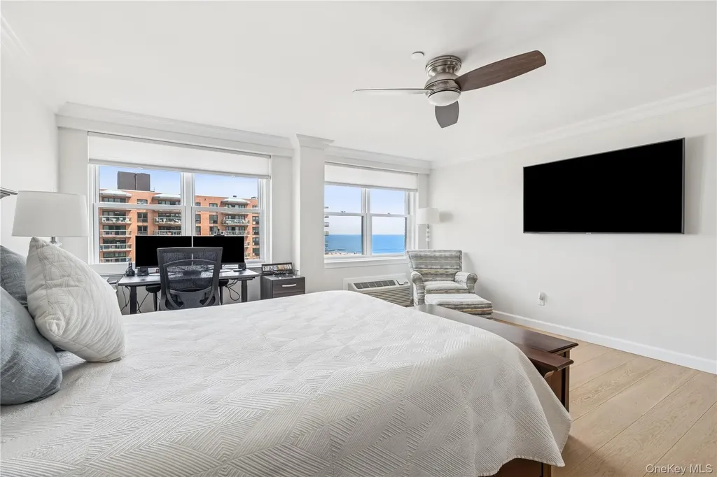 26 W Broadway Long Beach NY 11561