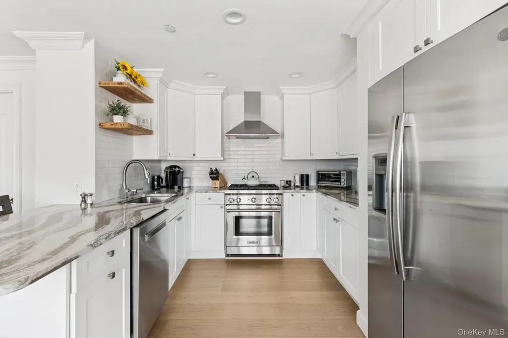 26 W Broadway Long Beach NY 11561