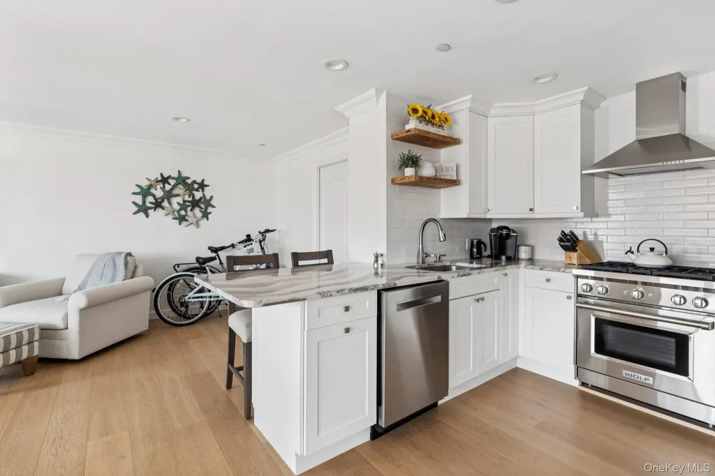 26 W Broadway Long Beach NY 11561
