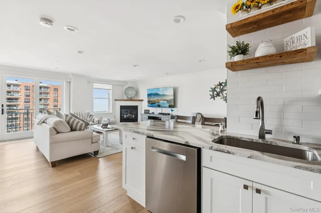26 W Broadway Long Beach NY 11561