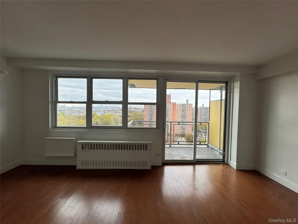 825 Morrison Avenue Bronx NY 10473