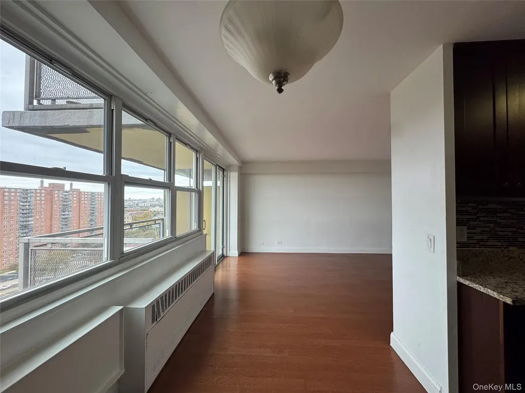 825 Morrison Avenue Bronx NY 10473