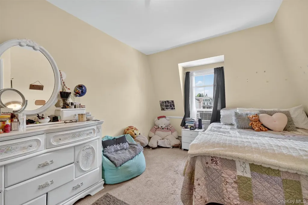 16 Maple Place Ossining NY 10562