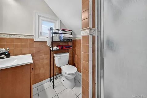 16 Maple Place Ossining NY 10562