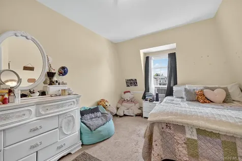 16 Maple Place Ossining NY 10562