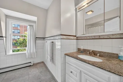 16 Maple Place Ossining NY 10562