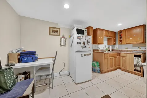 16 Maple Place Ossining NY 10562