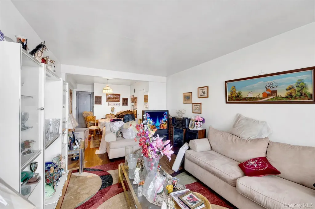 740 E 232nd Street Bronx NY 10466