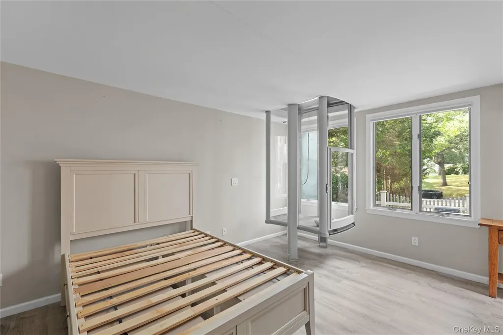 52 Hillside Road Stony Brook NY 11790