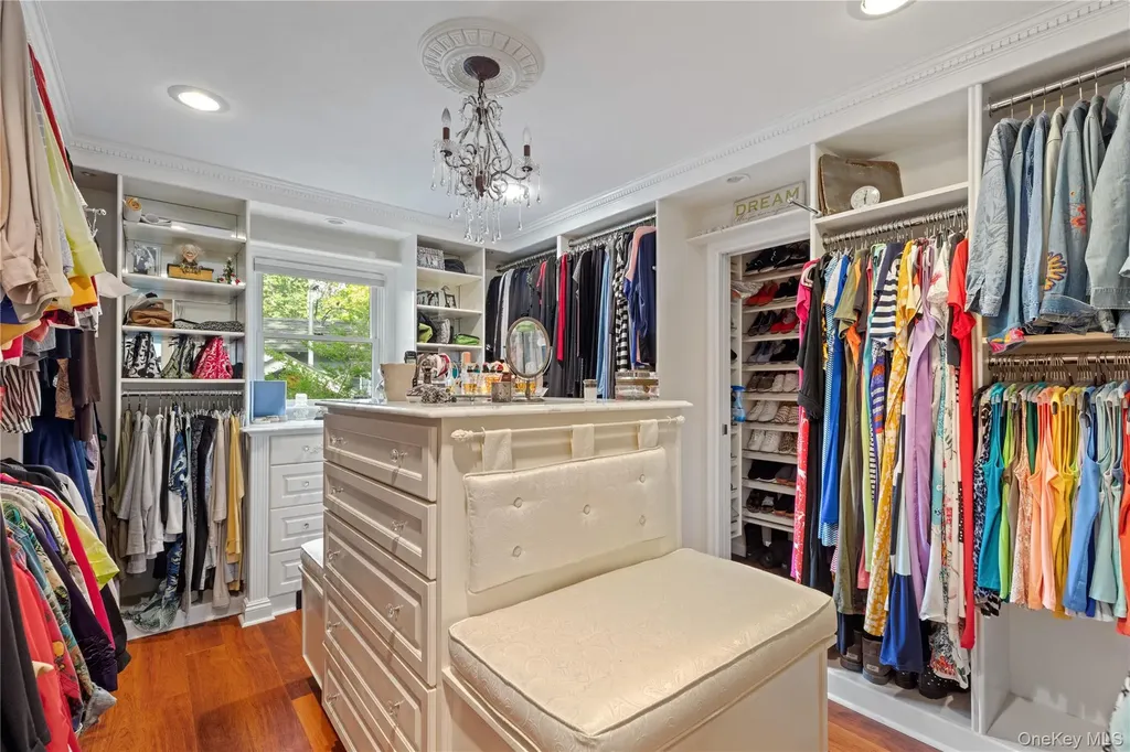 52 Hillside Road Stony Brook NY 11790
