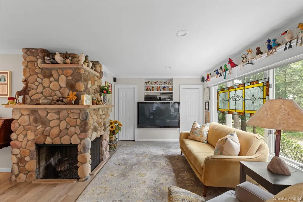 52 Hillside Road Stony Brook NY 11790