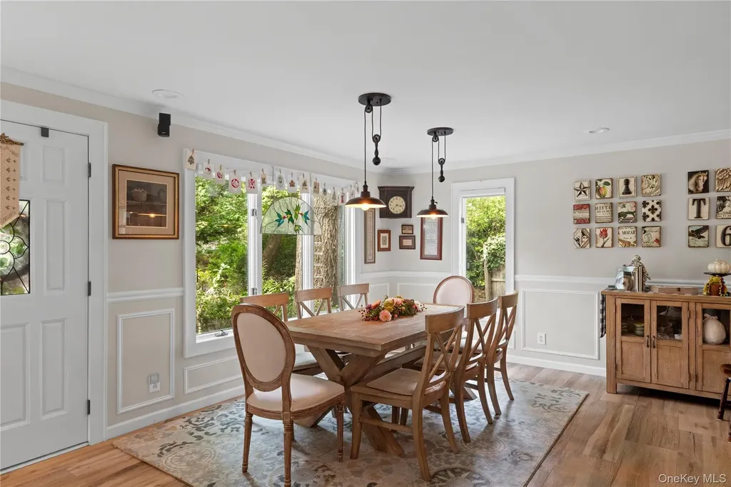 52 Hillside Road Stony Brook NY 11790