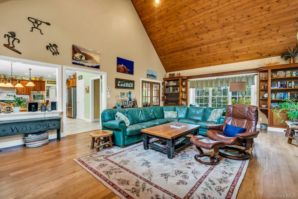 55 Grasslands Circle Mount Sinai NY 11766