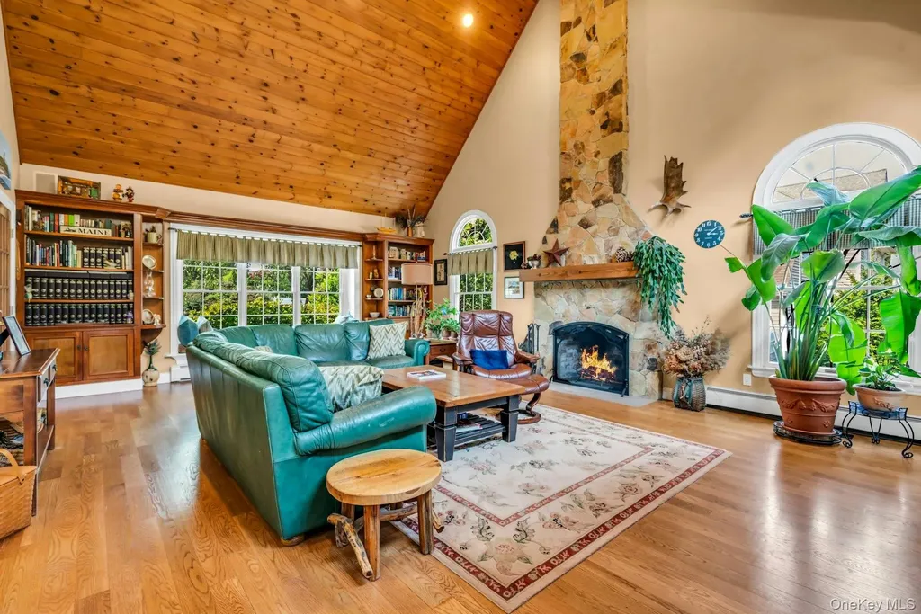 55 Grasslands Circle Mount Sinai NY 11766
