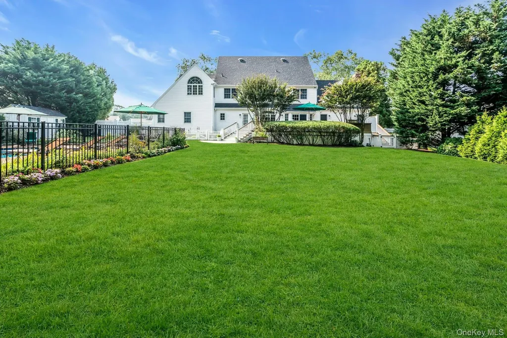 55 Grasslands Circle Mount Sinai NY 11766