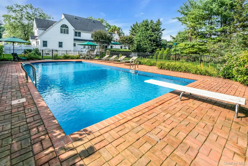 55 Grasslands Circle Mount Sinai NY 11766