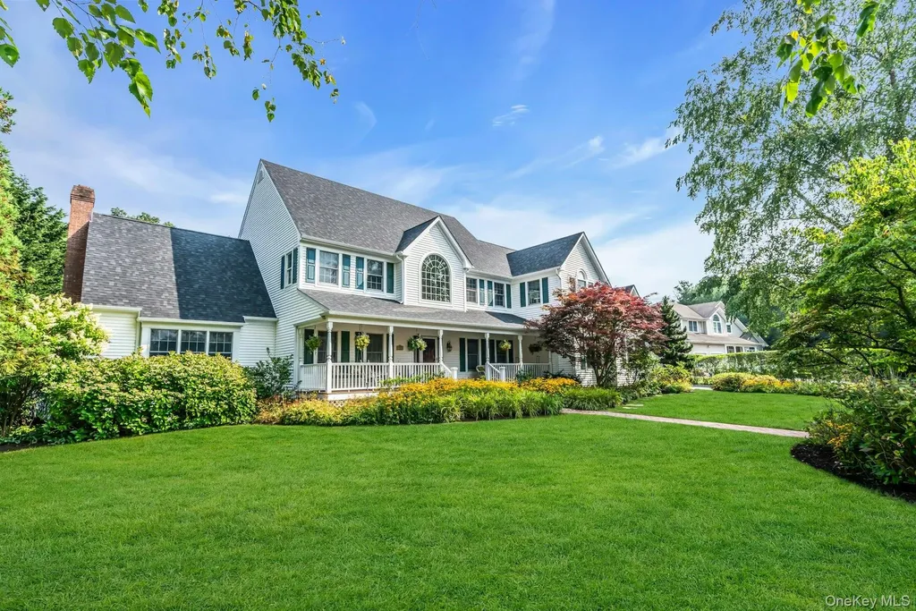 55 Grasslands Circle Mount Sinai NY 11766