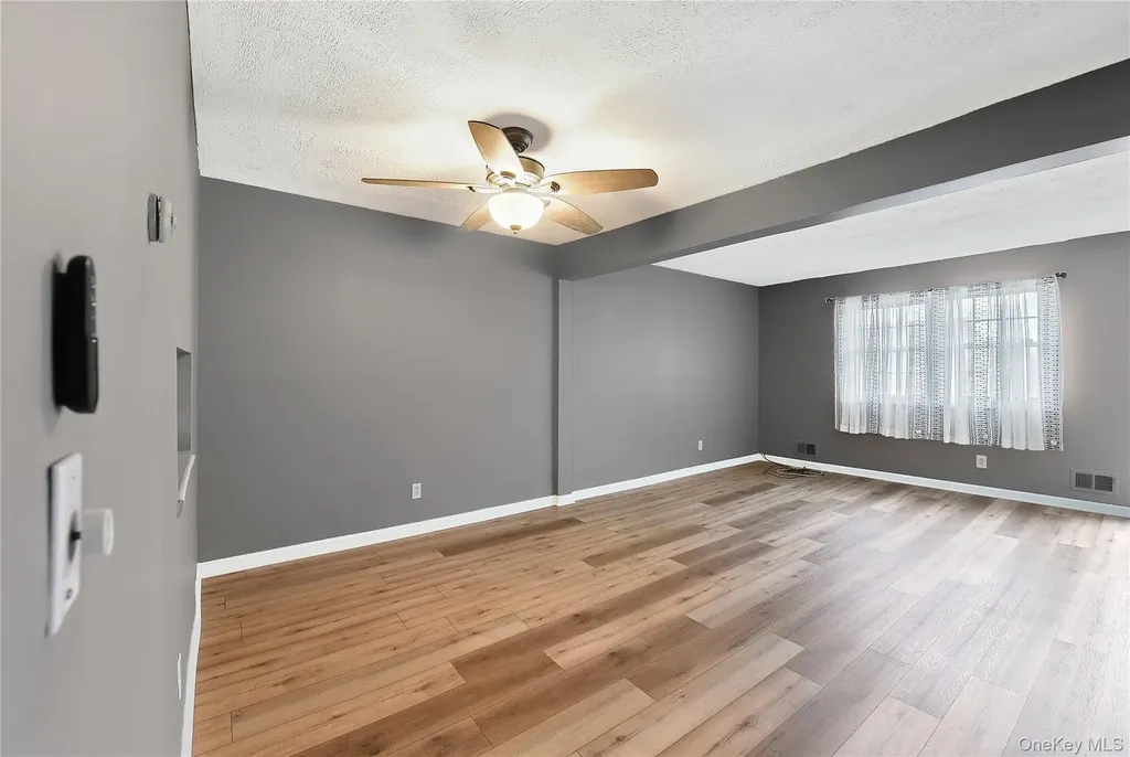 15 Silo Lane Middletown NY 10940