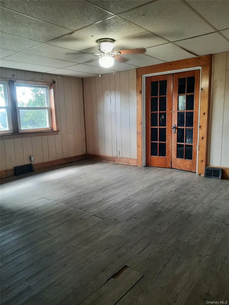 202 Ridgebury Road New Hampton NY 10958
