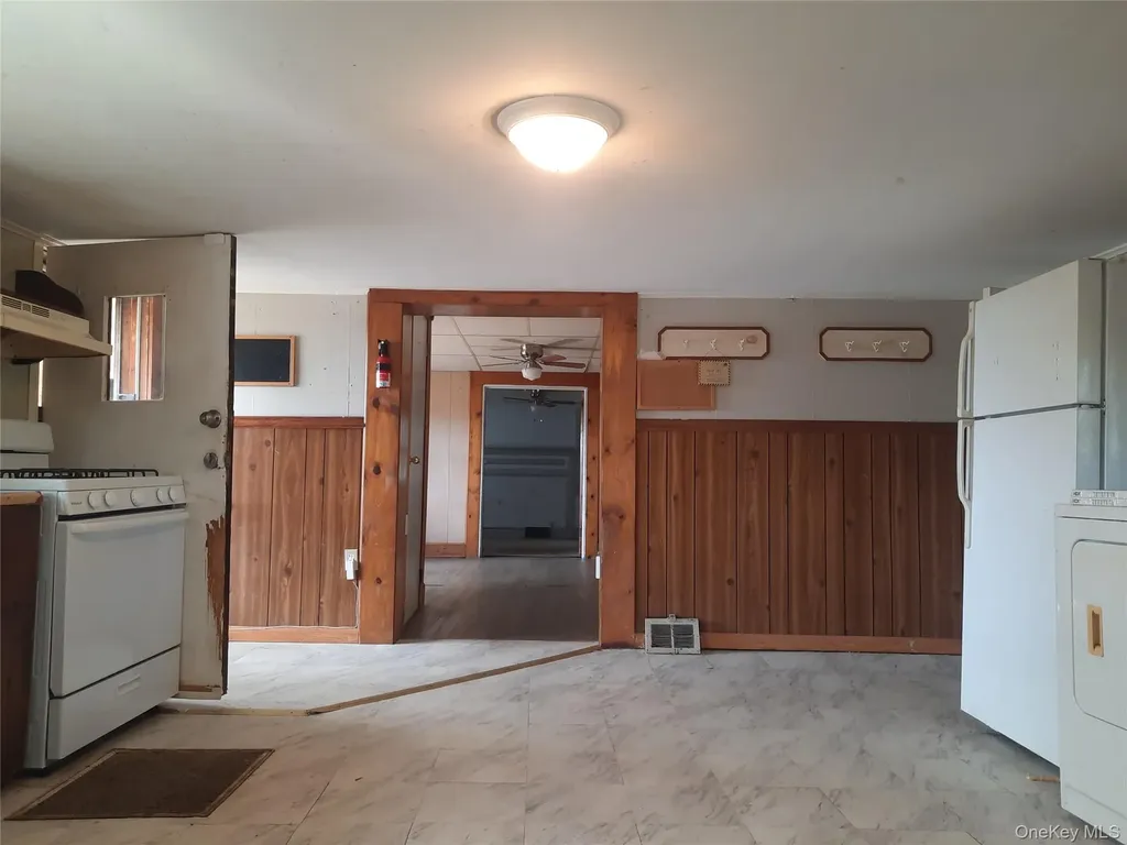 202 Ridgebury Road New Hampton NY 10958