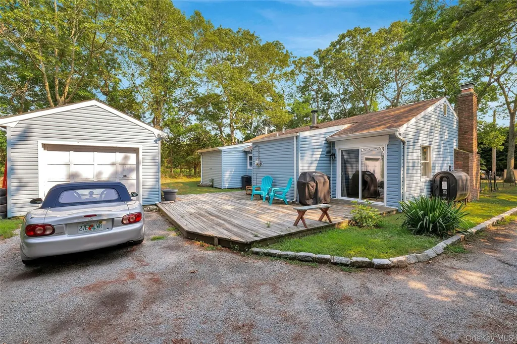 2 Fairview Street Westhampton NY 11977