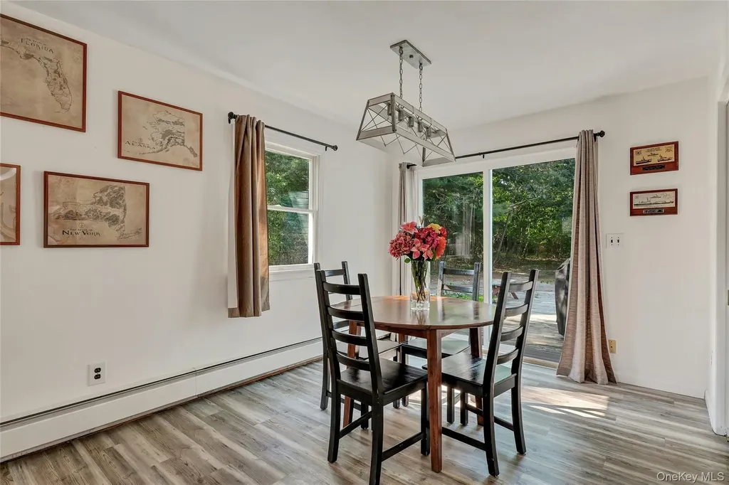 2 Fairview Street Westhampton NY 11977
