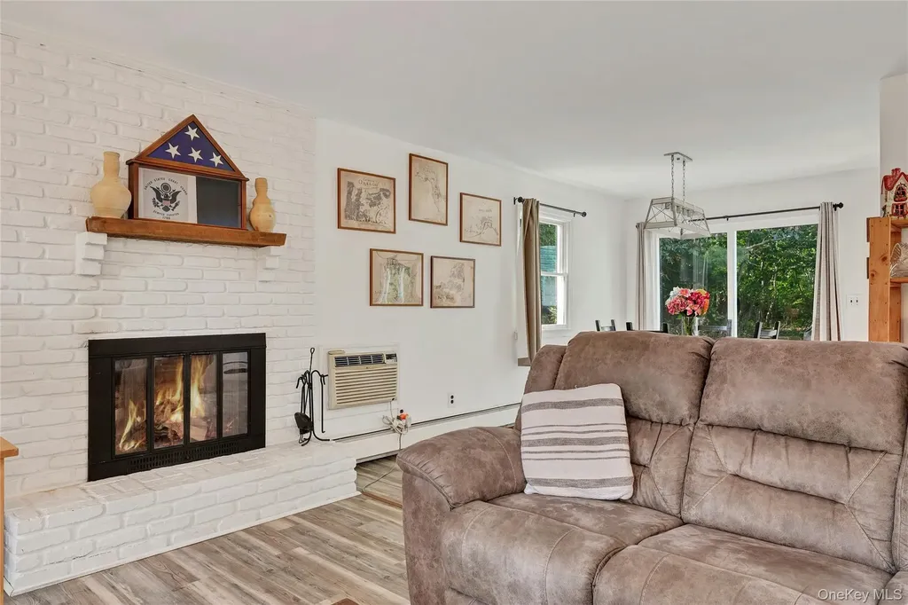 2 Fairview Street Westhampton NY 11977