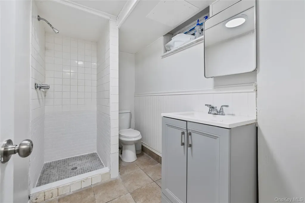 11 Brookview Boulevard Chestnut Ridge NY 10977
