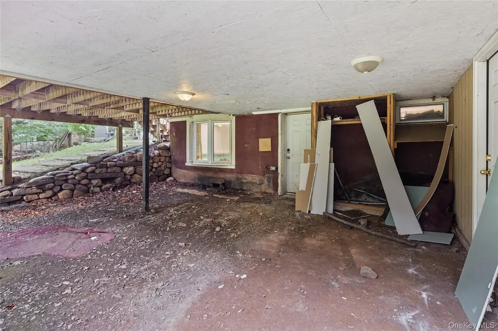 11 Brookview Boulevard Chestnut Ridge NY 10977