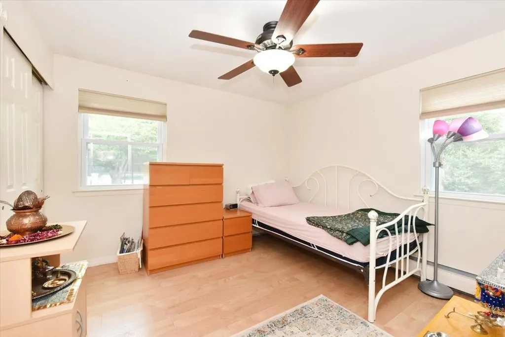 60 Willis Lane Syosset NY 11791